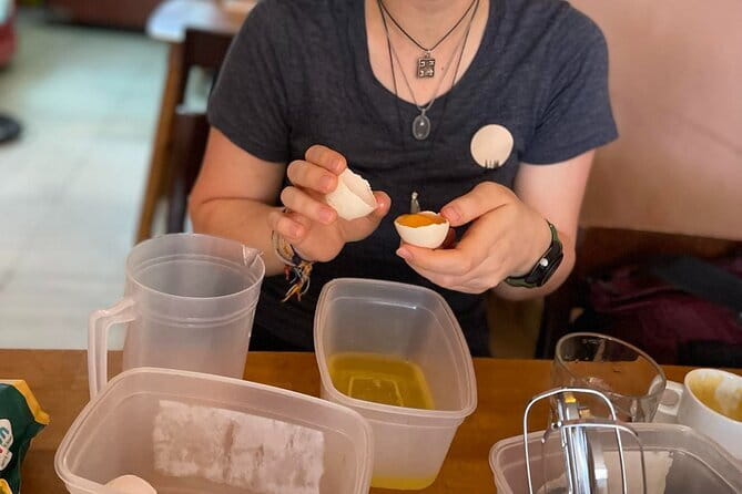 1 hour Egg Coffee Cooking Class with Snack and Local Instructor - Arriving at Hai’s Restaurant: Location and the Small-Group Advantage