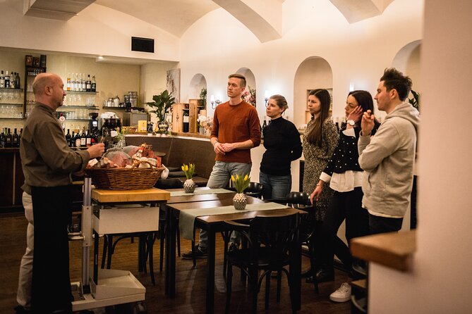 1 Hour Tradtional Kaiserschmarrn Cooking Class & Tasting in Wien - Where It Starts: Edlingers Tempel and a Simple Plan