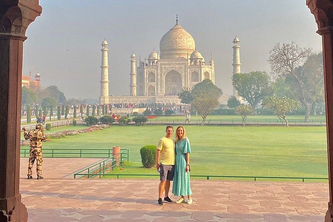 14 Days Golden Triangle with Wildlife Safari & Heritage Rajasthan - Delhi Starter Pack: Gurdwara Peace, Qutub Minar Drama, and Old Delhi Foot Traffic