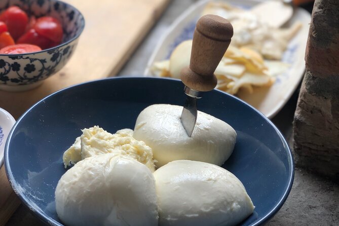 2-Hour Guided Family Pasta or Pizza Cooking Class in Acqui Terme - Where it starts: VerdmontItalia and a smooth finish back at the point