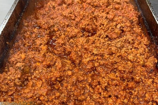 3 hour Lasagna Bolognese cooking class - The appetizer start: warming up before the flour flies