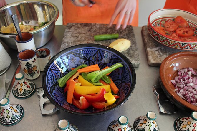 3 Hour Moroccan Cooking Class in Marrakech - Choosing Your Tagine: Meat, Fish, or Vegetarian