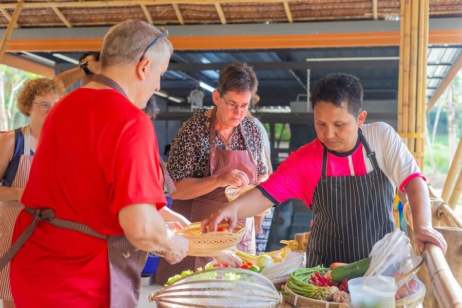 3 hours Khao Lak Cooking Class and Market Visit - Fruit carving, coconut milk prep, and the day’s sweet extras