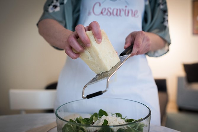 3-Recipe Italian Cooking Class in Como – Cesarine Best NYT Hosts - Finding the home in Como: meeting point, privacy, and getting back