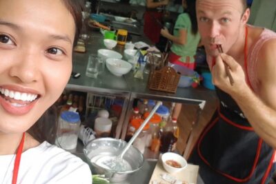5 Traditional Dishes Hanoi Cooking Class with Market Trip - The market run: picking ingredients in Hanoi’s biggest market