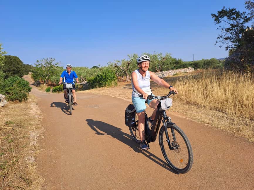 Alberobello: e-bike tour and orecchiette class - Rocco’s ride: trulli, dry-stone walls, and quick story stops