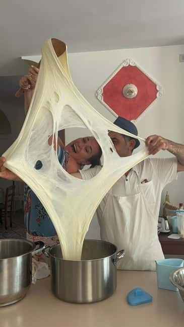 Amalfi Coast: Mozzarella, Pasta and Tiramisù Cooking Class - Finding Your Way to Via degli Ontanelli 13 (No Pickup)