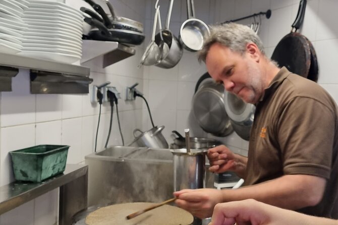 Amazing Sweet Crêpe Cooking Class Paris - Sweet crêpes in Paris, taught by chef Stéphane