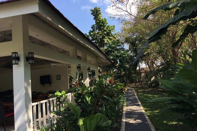 Anggrek Putih Lombok Cooking Class - Lunch, chit chat, and the small-group social side