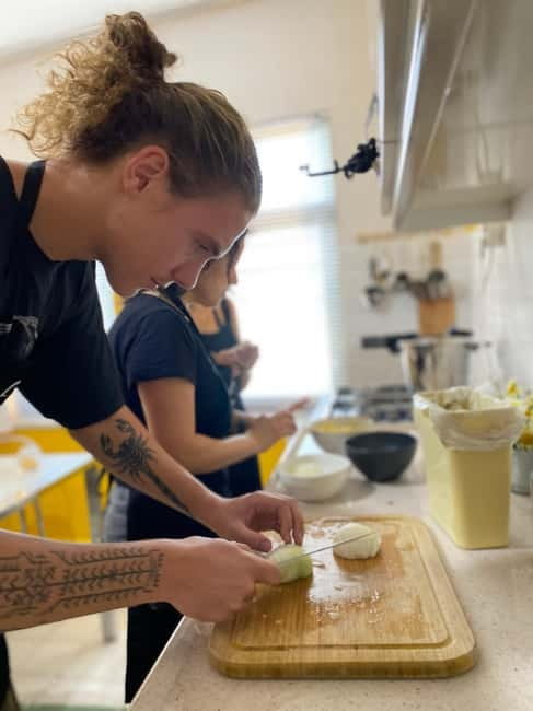 Antalya: Turkish Cooking Class with a Local Host - Key things you’ll notice right away