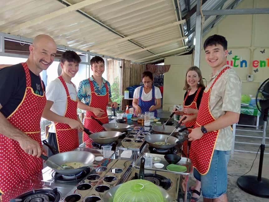 Ao Nang: Authentic Thai Local Cooking Class - Choosing your dishes: the menu is flexible