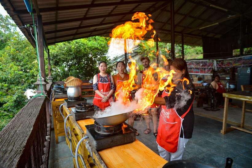 Ao Nang: Half-Day Thai Cooking Class Krabi Province - What you learn first: herbs, spices, and curry paste basics