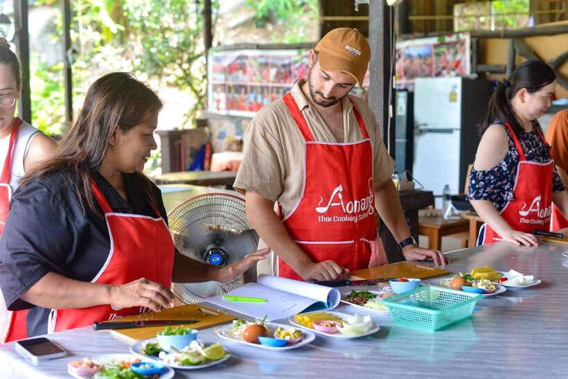 Ao Nang: Half-Day Thai Cooking Class Krabi Province - The menu choices: 3-dish classics or pick your 5-course set