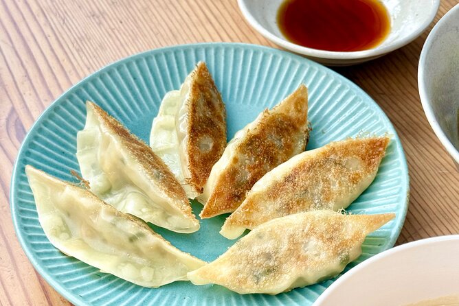 Arashiyama's Best Vegan Ramen & Gyoza Class - Lunch or Dinner Reservations: How the Timing Feels