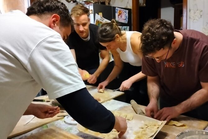 Authentic Bologna Home Cooking Class: Tagliatelle & Tortellini - Why a home-kitchen pasta class beats a restaurant meal