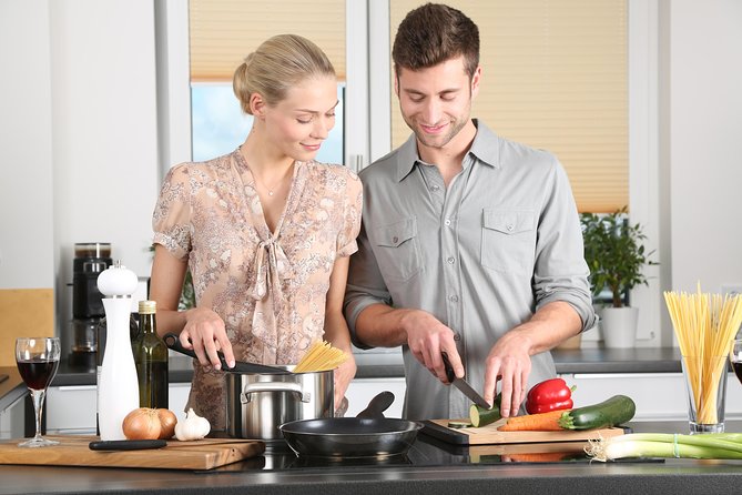Authentic Cooking Class & Taj Mahal Tour from Delhi (All-Inclusive) - Taj Mahal Visit With a Real Guide, Not Just a Checklist