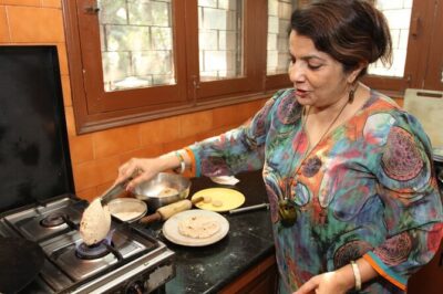 Authentic Indian Cooking Class with Jyoti in Delhi - The Spice and Ingredient Lesson: Market Basics and Why They Matter