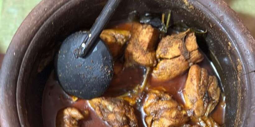 Authentic Sri Lankan Cooking Class in Kandy by Local Family - The Bahirawakanda-area Location: Calm Green Setting, Real Neighborhood Feel
