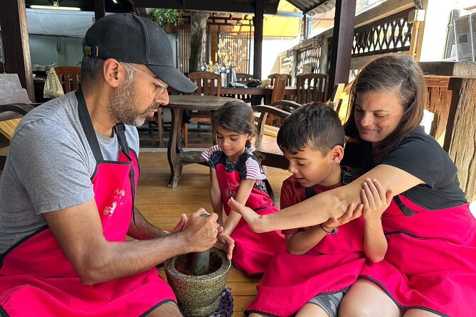 Authentic Thai Cooking Class and Farm Visit in Chiang Mai - Open-Air Kitchen Cooking: 6 Dishes, Sticky Rice, and Real Chef Feedback