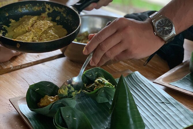 Balinese Authentic Cooking Class in Ubud - Menu options: regular, vegetarian, vegan, and dessert