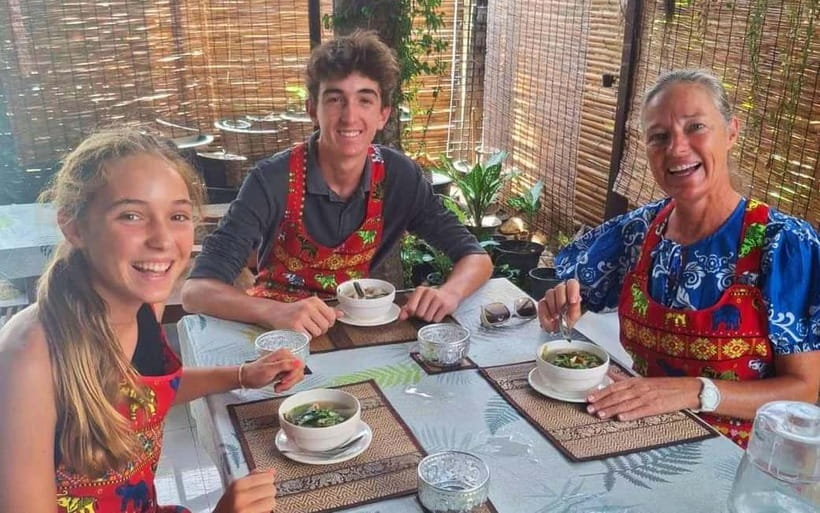 Bangkok: Favourite Thai Flavors Cooking Class by Smart Cook - Meeting Smart Cook: The Two-Story Teakwood Home Setup