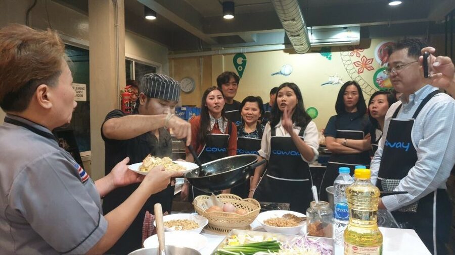 Bangkok: Half-Day Thai Cooking Class in Bangrak District - Key things to know before you go