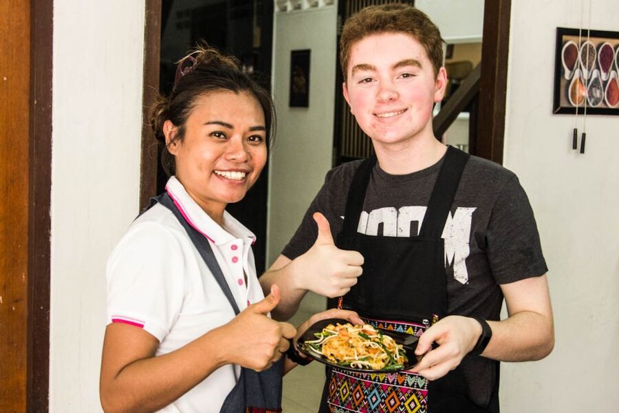 Bangkok: Thai Cooking Class and Onnuch Market Tour - Thai Curry and Mango Sticky Rice: The Comfort and the Sweet Finale