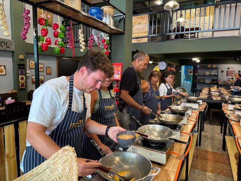 Bangkok: Tingly Thai Cooking School Half-Day Cooking Class - What You’ll Cook: Tom Yum, Pad Thai, and a Curry That Changes by Day