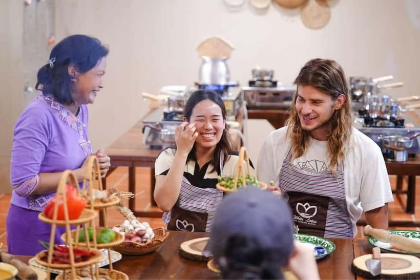 Bangkok: White Lotus Thai Cooking Class with Market Tour - Key things that make this class worth your time
