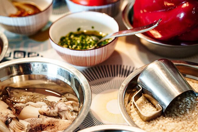 Barcelona Authentic Paella and Sangria Cooking Class - Group Size, Participation, and Who It Suits Best