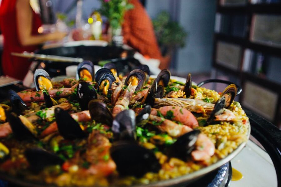 Barcelona: Catalan Paella Cooking Class - Catalan arrossada: why this paella class feels local