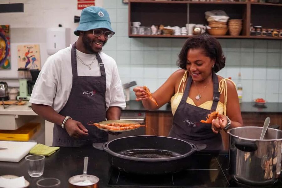 Barcelona: Paella & Tapas Cooking Class with Sangria - Tapas You’ll Cook: Mussels Marinera, Squid, and Pan con Tomate