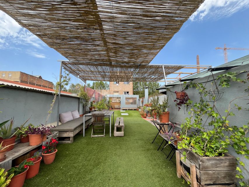 Barcelona: Rooftop Paella Cooking Class with Sangria - Practical tips before you go