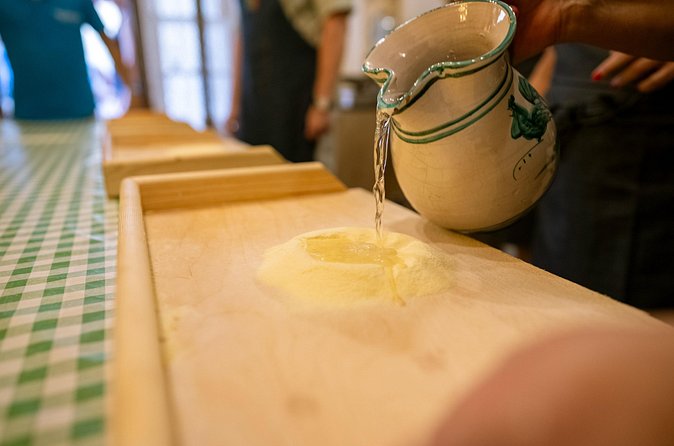 Bari Cooking Class : Traditional Focaccia & Orecchiette - What’s Included (and what you’ll want to plan for)
