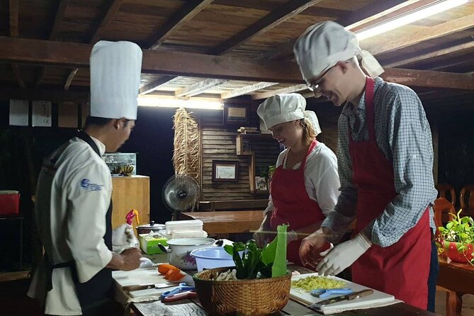 Battambang: Cooking Class and Market Touring - Eating Your 3-Course Meal: The Best Part Isn’t the Eating