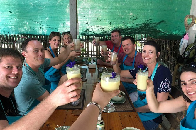 Benny's Home Cooking Chiang Mai - From Curry Paste to Curry: A Simple, Successful Cooking Flow