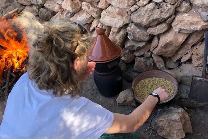 Berber Cooking Class at a Farm in the Countryside & shopping at a rural Souk. - Meeting Point and Getting to the Farm (9:00 Start From Essaouira)