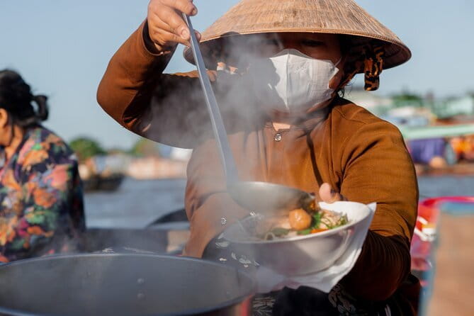 Biking and Cooking Class in Can Tho Rural - Price and logistics: is $32 a good deal?