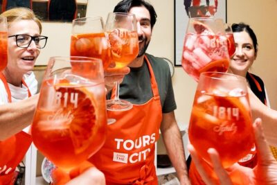Bologna Local Pasta Cooking Class, Ragu, Spritz, Wine & Gelato - Where you meet and how the 3-hour flow is paced