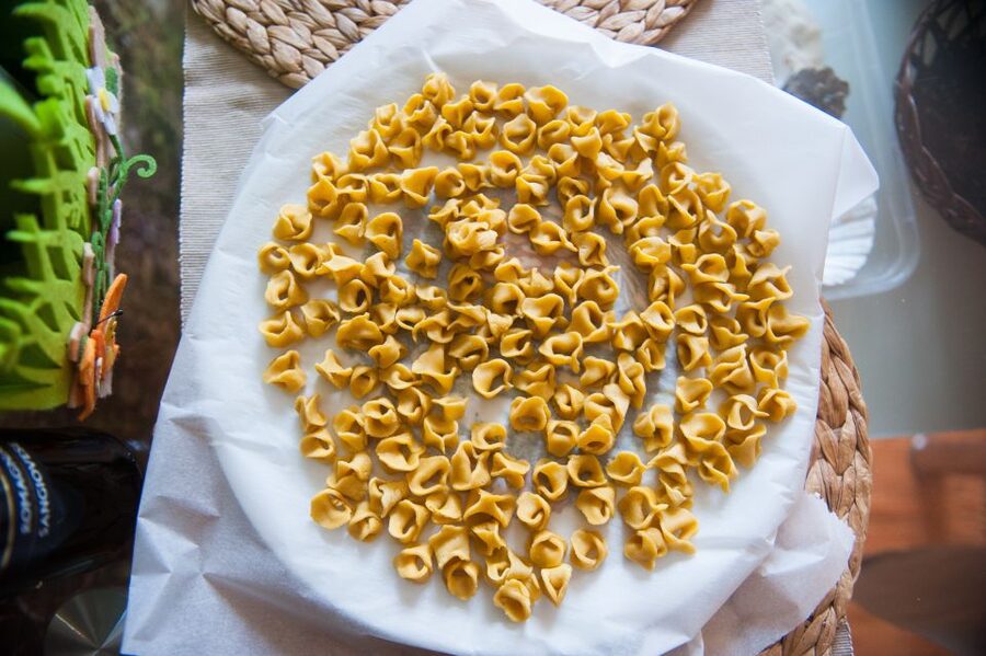 Bologna: Market and Cooking Class at a Local's Home - Starting in the Market: Buying Like You Mean It