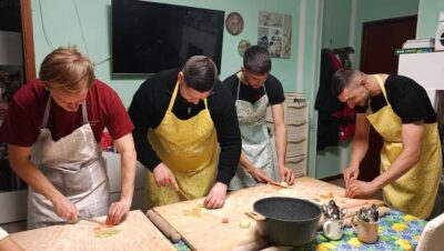 Bologna: Pasta Tagliatelle al Ragu Cooking Class with Wine - Buzz Mattioli Meeting Point and the Reality of Getting There