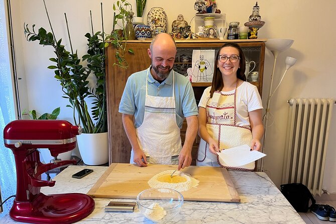 Bolognese Cooking Class with Margherita in the Historic Center - The 2-hour pasta workshop: dough, shape, and sauce