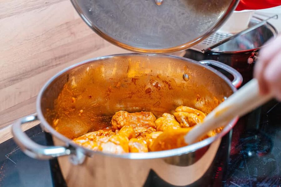 Budapest: Hungarian Cooking Class and Market Walk - Choose your main: Chicken Paprikash, Goulash, or Lecso/Lecso-style dishes