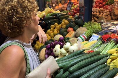 Budapest Market Tour & Home Cooking Class with local Chef & Guide - The Király Street side stop: getting your bearings for real shopping