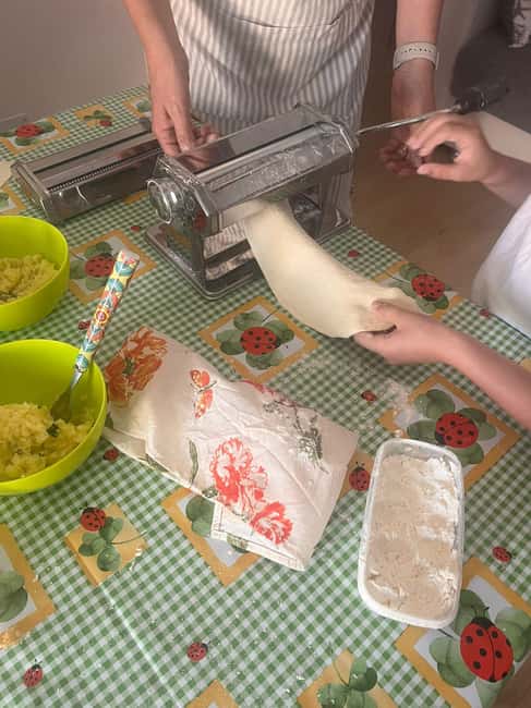 Cagliari Home Cooking Class: Pasta, Wine & Sardinian Flavors - Lunch is the lesson: your pasta plus the Sardinian table feel