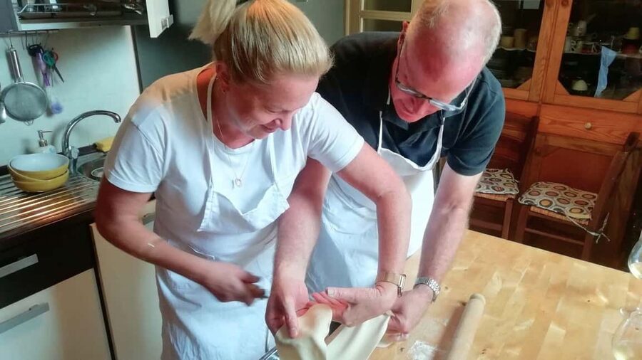 Cagliari: Sardinian Cooking Class with Meal and Drinks - Who This Class Fits Best (and Who Should Skip It)