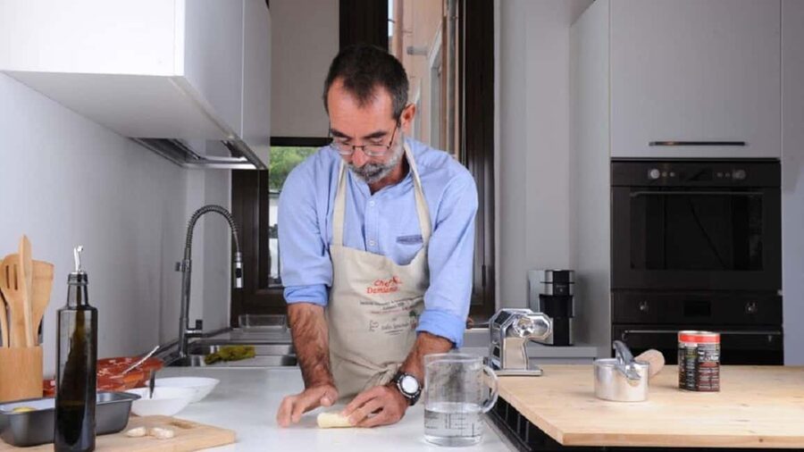 Cagliari: Sardinian Cooking Class with Meal and Drinks - Meeting in Cagliari: Where to Find the Class