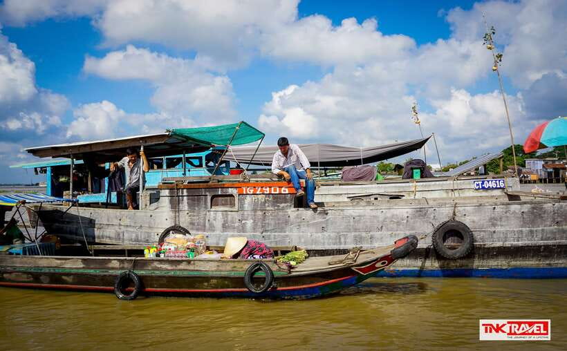 Cai Be Mekong Delta: Cooking Class, Cycling, Craft Villages - Coconut candy, crispy rice popcorn, and folk music with real atmosphere