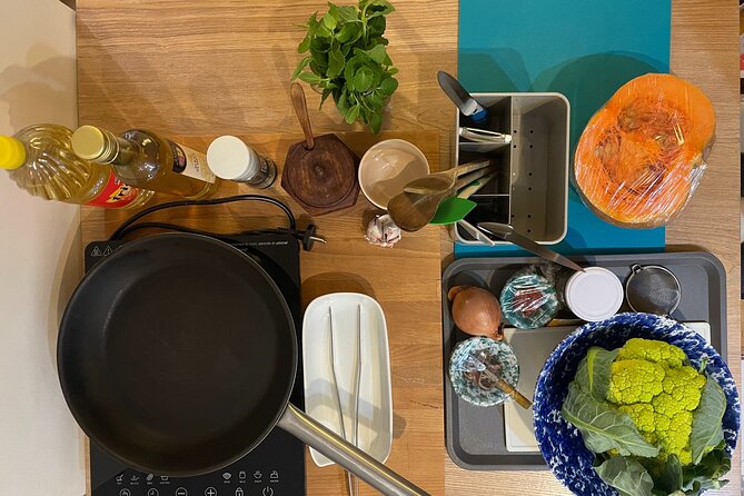 Capo Market Tour and Sicilian Cooking Class - The people factor: learning from Alice (and Francesco, if he’s there)