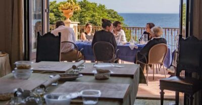 Catania: Cooking class set in a sea front historic villa - Entering the historic villa terrace at Piccolo Porto di Ognina